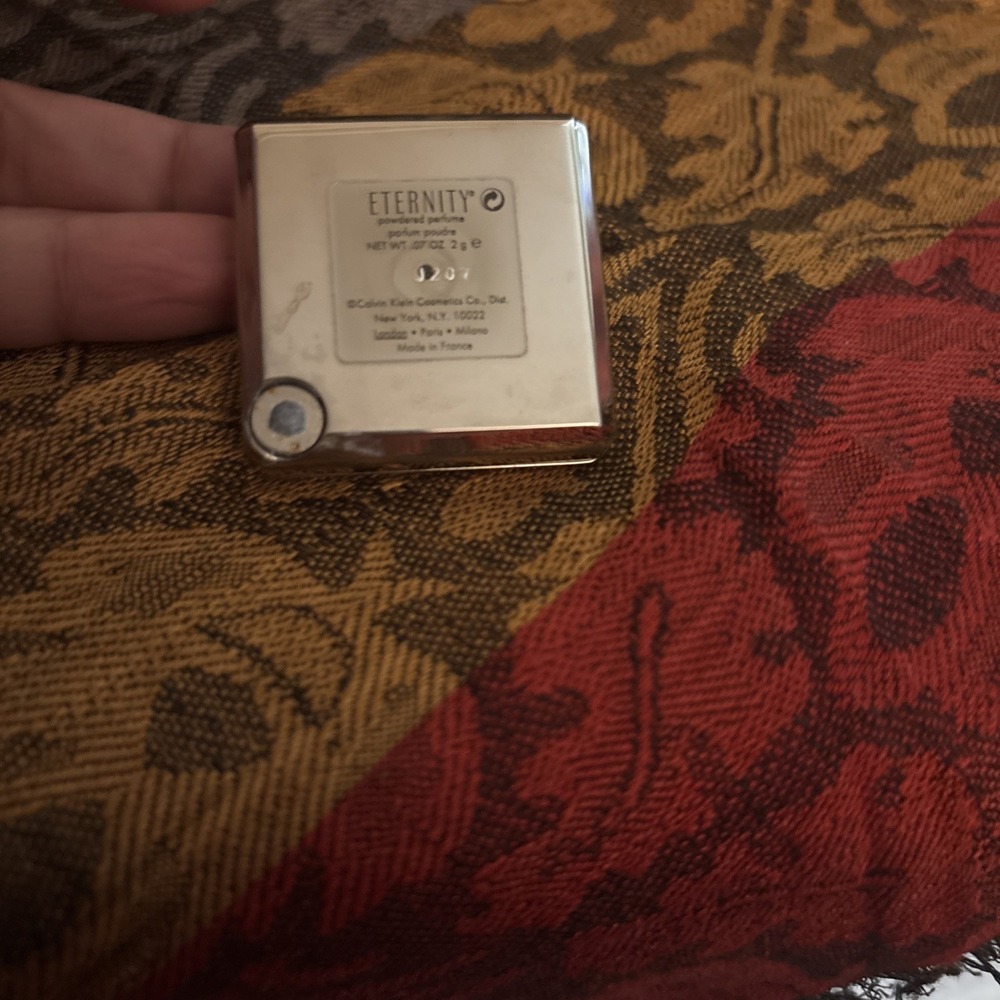 Rare Eternity Calvin Klein Perfumed Powder .07oz‎ Metal Case /Protective Cover